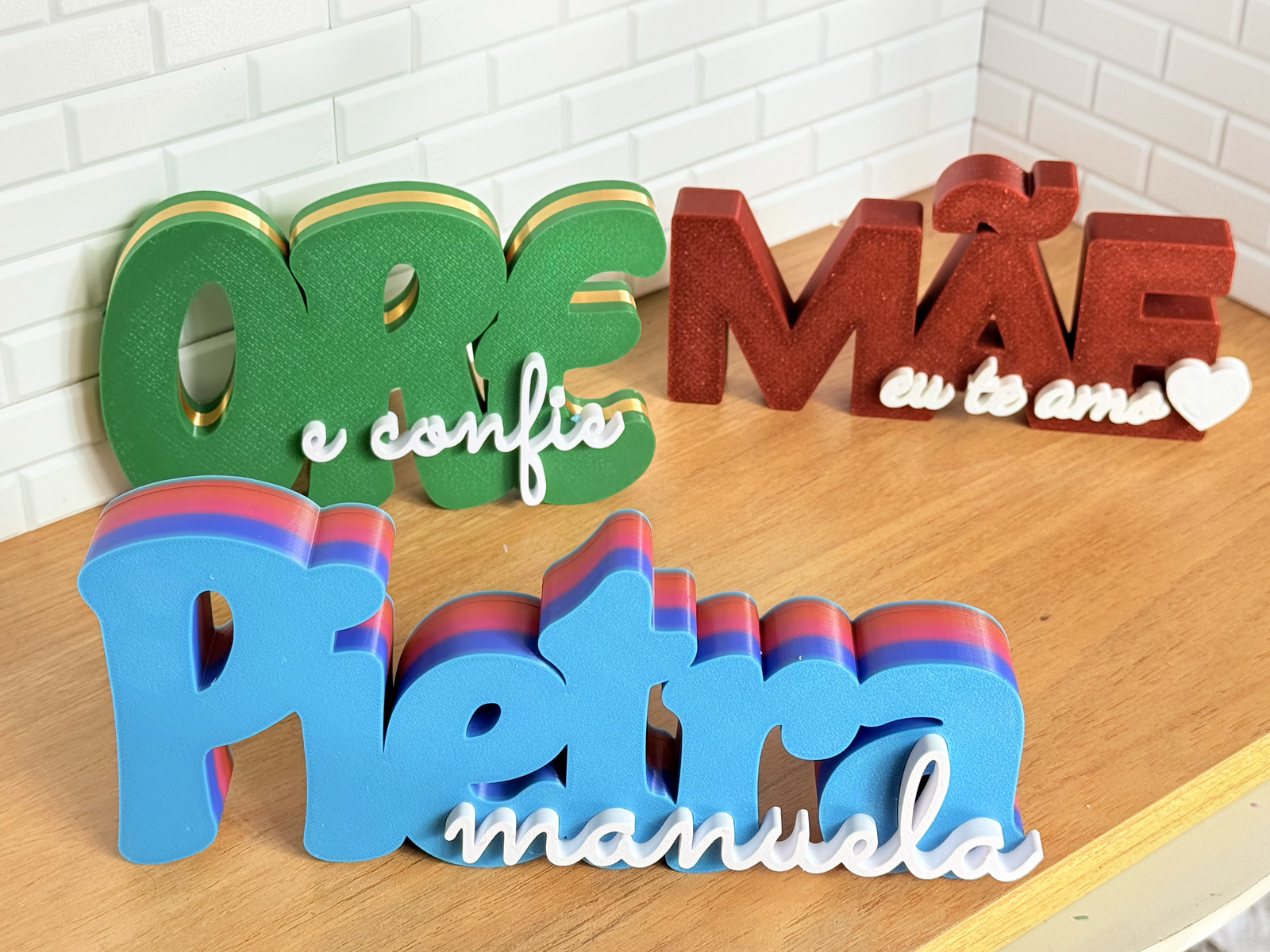 Letrero con Superposición de Palabras