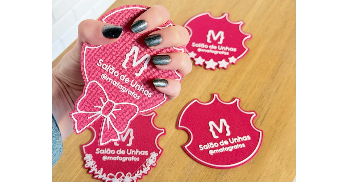 Exhibidor para Salón de Uñas