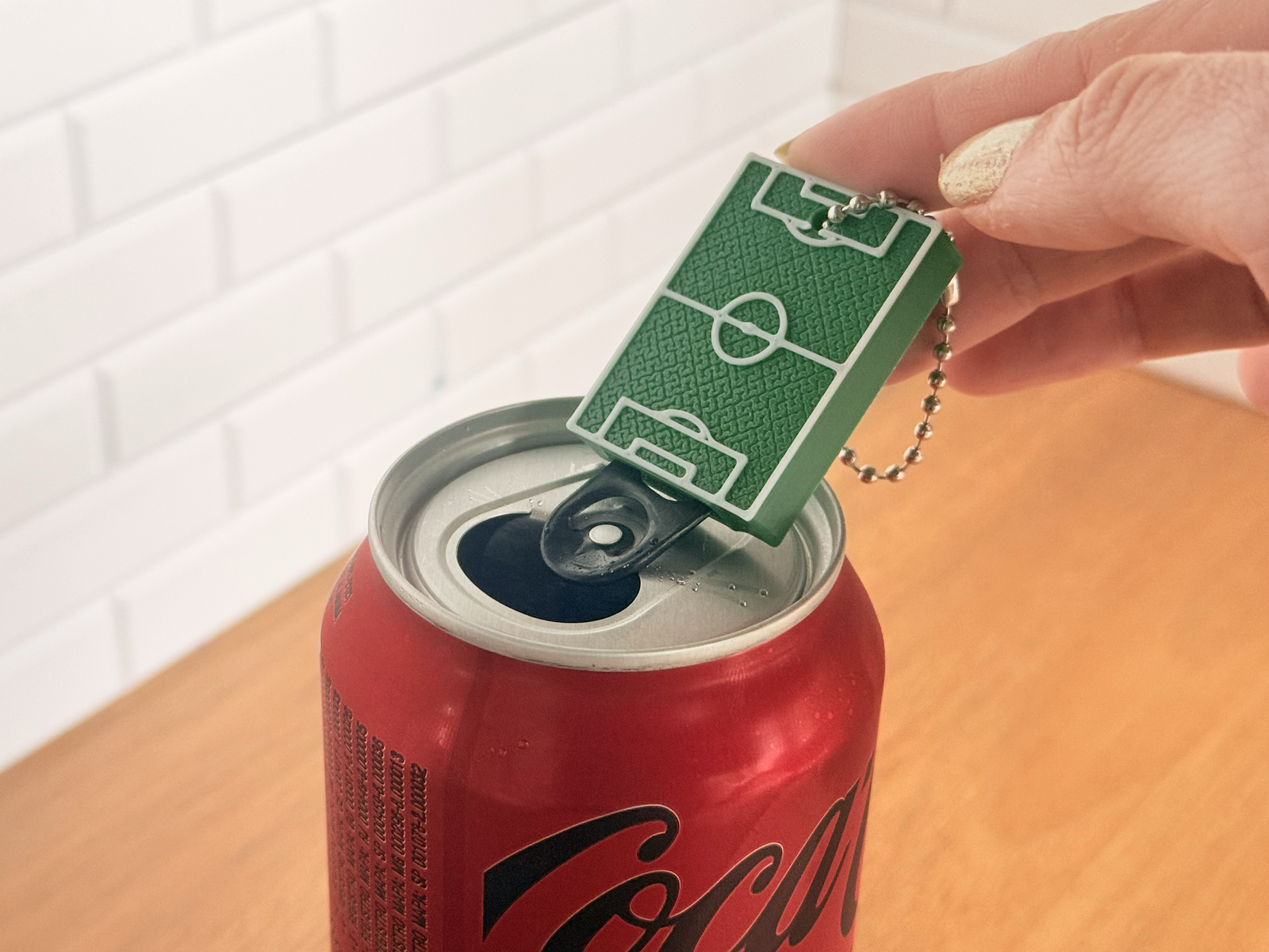 Abridor de Latas Campo de Fútbol